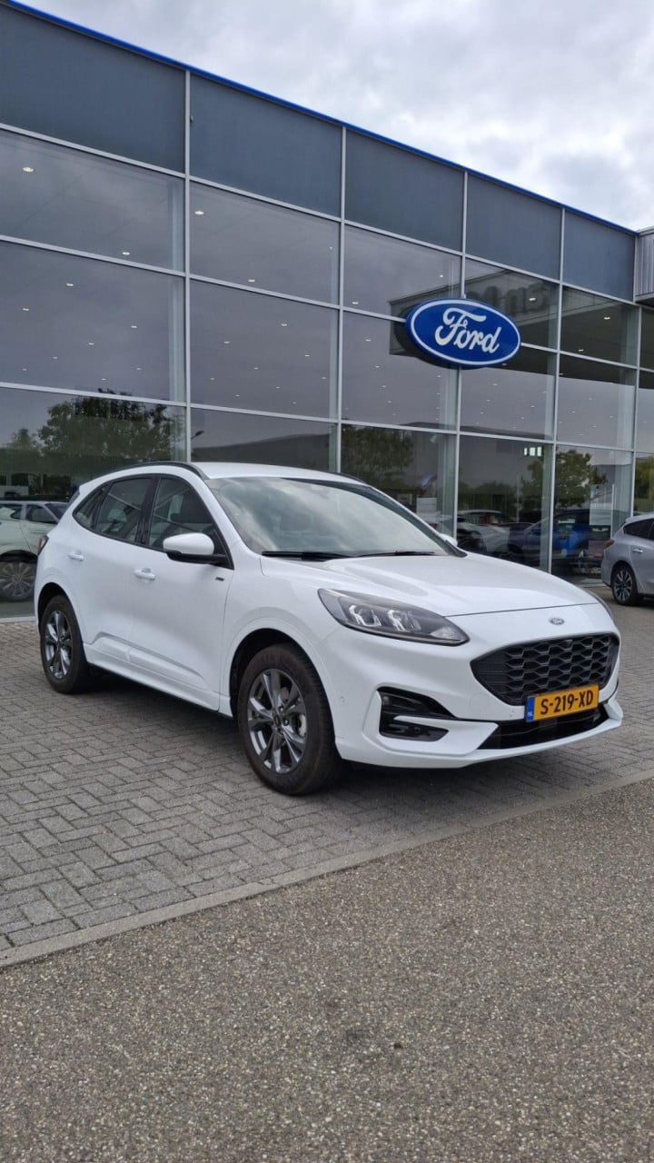 Ford Kuga 2.5 phev st-line aut. | winterpack | navigatie | climate control 