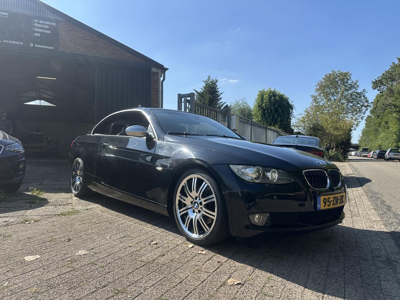 BMW 325i 3.0 Cabrio E93 Automaat