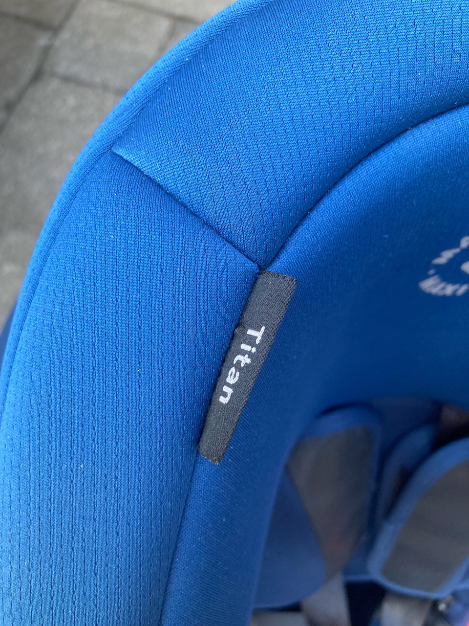 Autostoel: Maxi Cosi Titan zwart/grijs en blauw (4x)