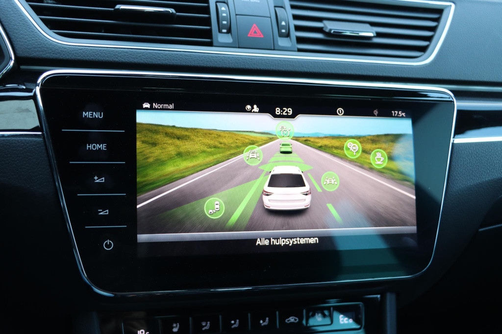 Skoda Superb combi 1.4 tsi iv laurin & klement 218pk dsg6 skoda superb comb