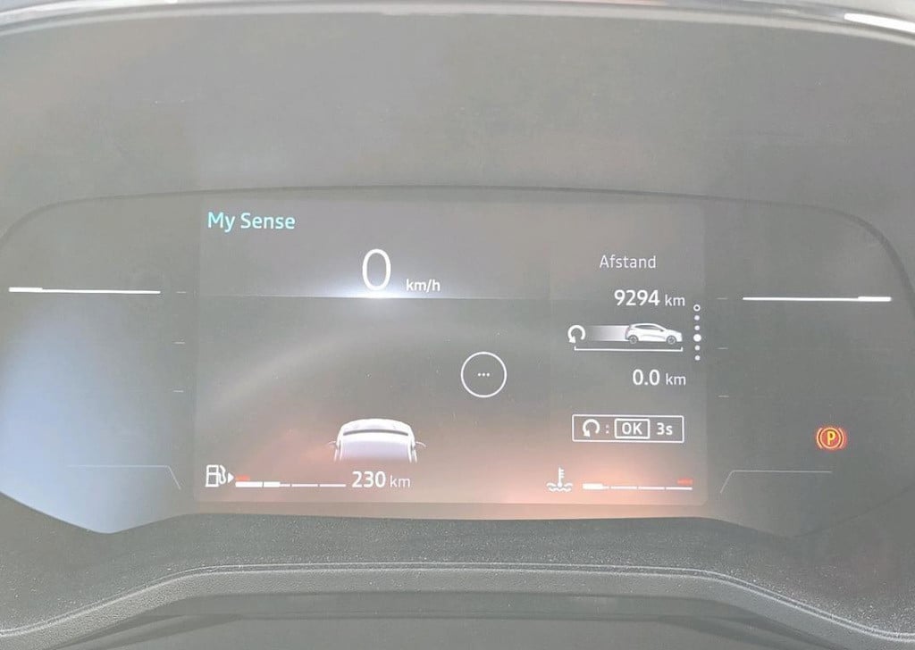 Renault Clio 1.0 tce 90 gpf techno - pack city premium 360° / pack winter