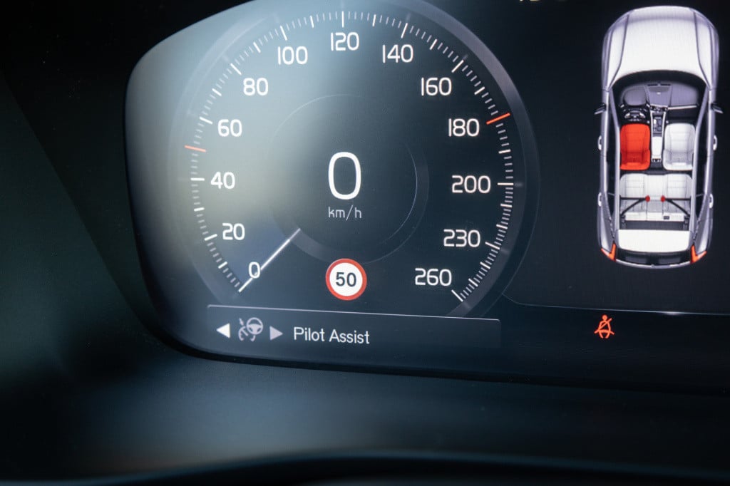Volvo XC40 1.5 t5 recharge r-design full options! ✅pano✅h&k✅360°cam✅leer