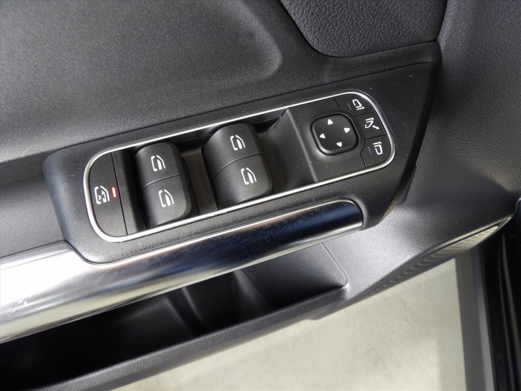 Mercedes-Benz Gla-klasse 250 e 218pk 8g-dct business solution luxury limite