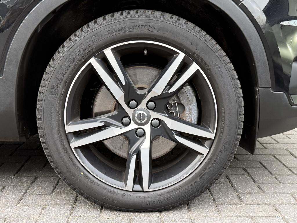 Volvo XC40 t5 262pk recharge r-design| adap.cruise| camera| trekhaak| keyle