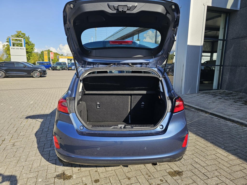 Ford Fiesta 1.0 ecoboost hybrid titanium