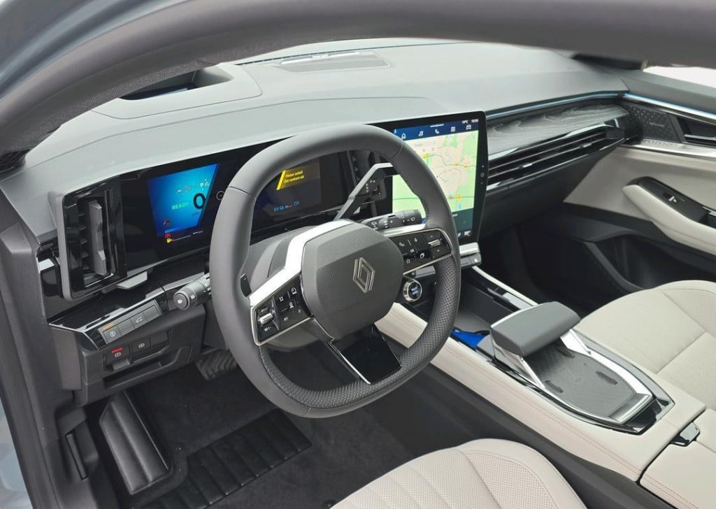 Renault Espace e-tech full hybrid 200 iconic 5p. / solarbay / matrix-led / 