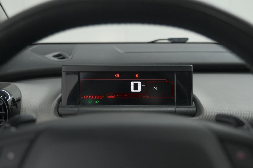 Citroen C4 Cactus 1.2 e-vti feel | automaat | navigatie | 17 inch lichtmeta