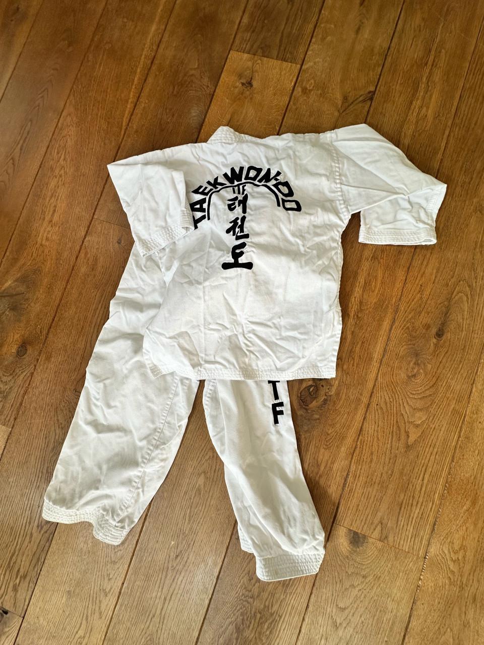 Taekwondo pak maat 130