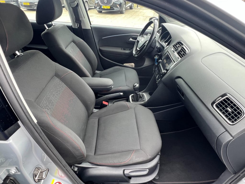 Volkswagen Polo 1.2 tsi comfortline business r, diverse opties...