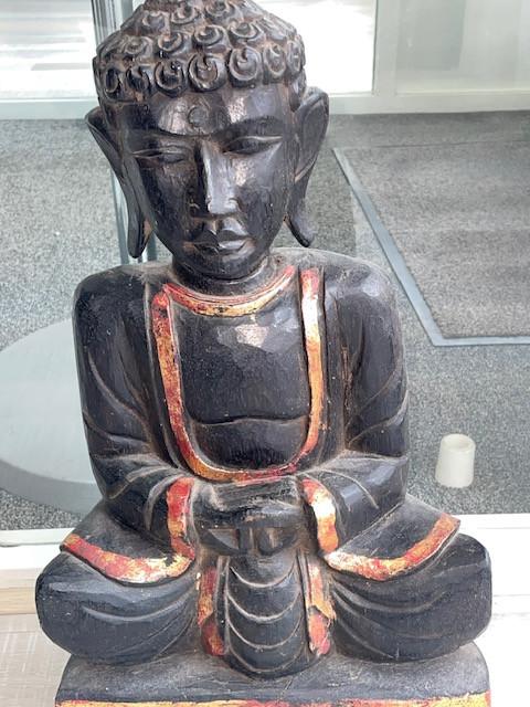 Houten Buddhabeeld