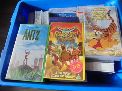 25 Engelse kinder videobanden