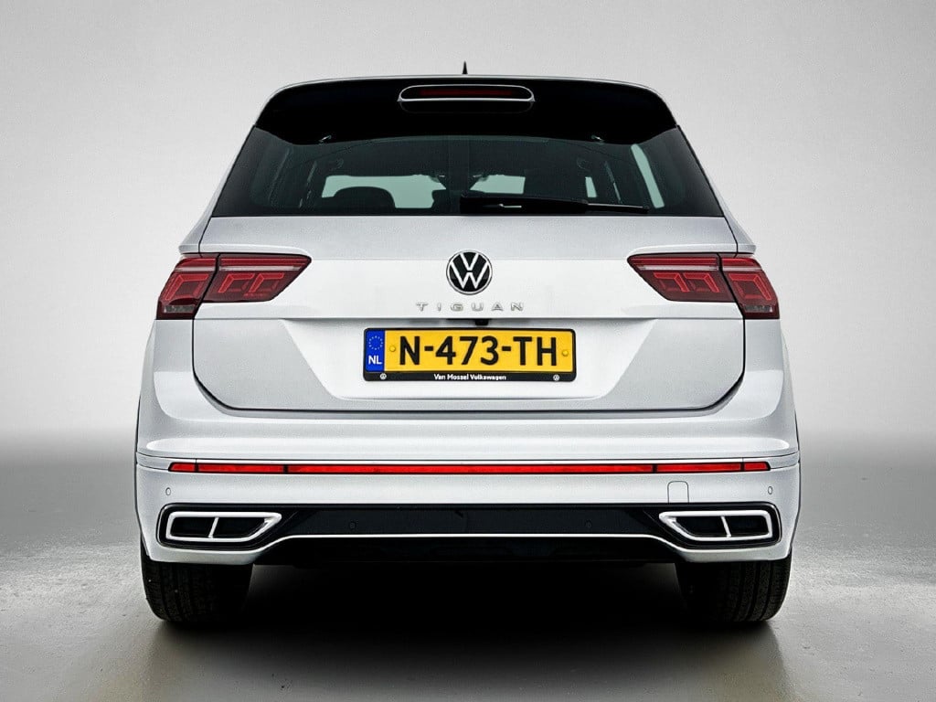 Volkswagen Tiguan 1.5 tsi r-line | automaat | lmv | panorama dak | climate 