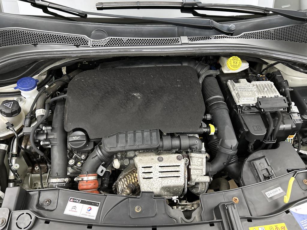 Citroen C3 110 pk shine | rijklaar | camera | navigatie | 17" lmv |