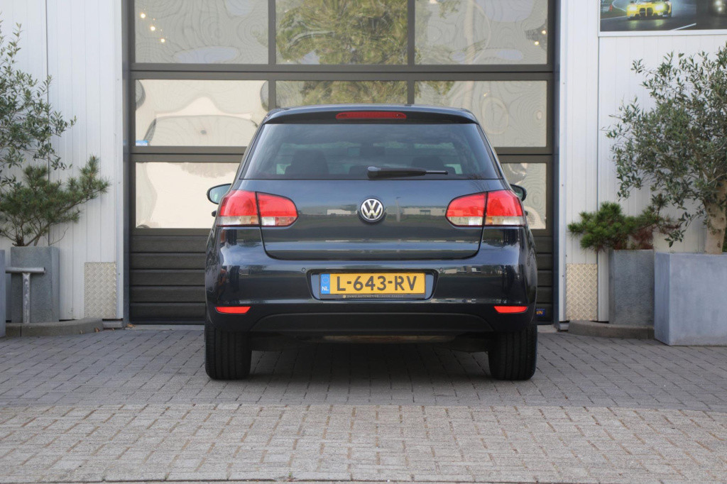Volkswagen Golf 1.2 tsi match - half leder - nieuwe distr ketting - stoelve