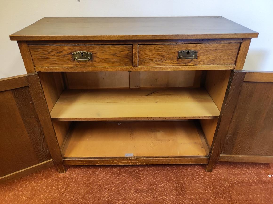 Eiken dressoir
