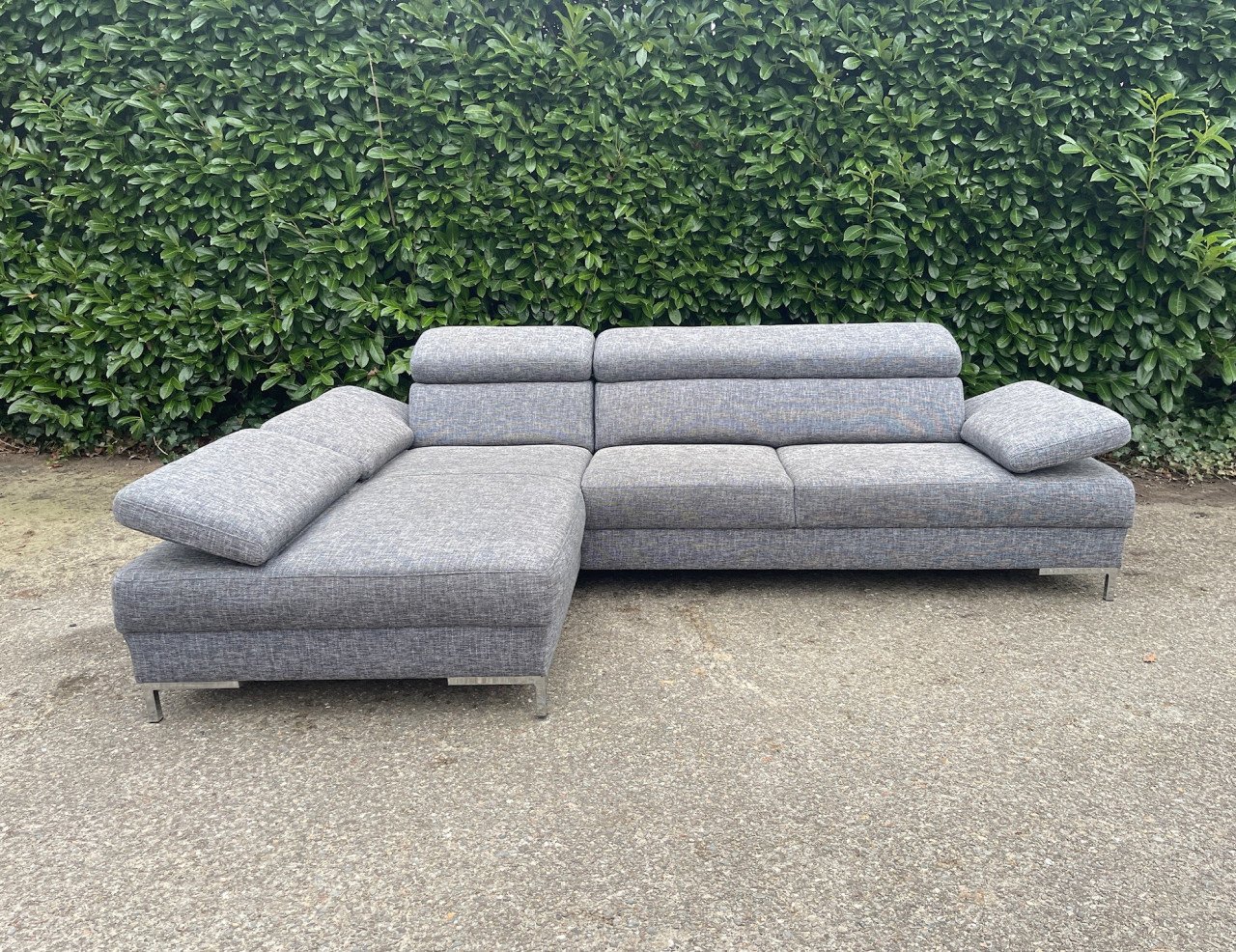 GRATIS LEVERING HEEL NL Montel Grijs Stoffen Hoekbank