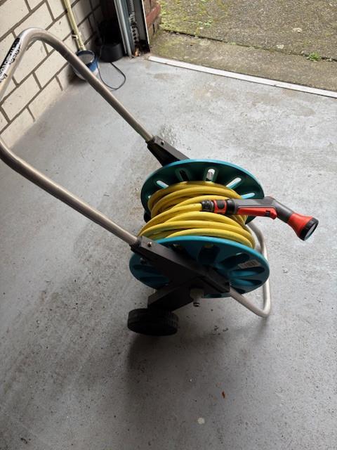 Gardena tuinslang en haspel