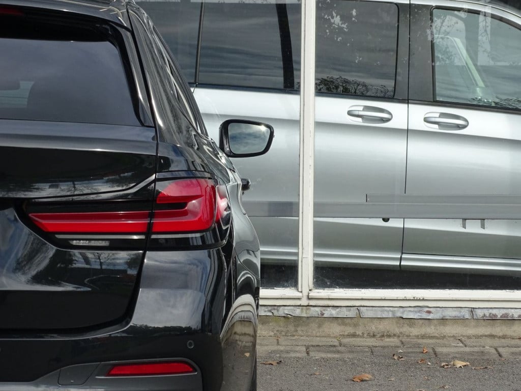 BMW 5 Serie touring 520d executive edition m sportpakket | laser led | harm