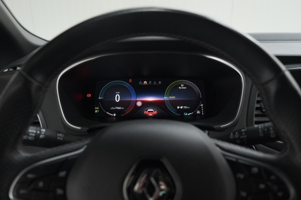 Renault Megane 1.6 plug-in hybrid 160 r.s. line | camera | head-up display 