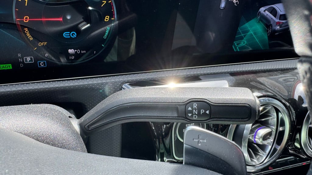 Mercedes-Benz A-Klasse 250 e business solution amg limited