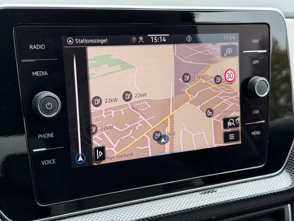 Volkswagen T-cross 1.0 tsi 116pk style | trekhaak | camera | navi | led gri