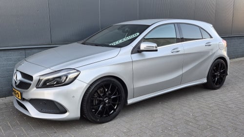 Mercedes-Benz A-Klasse 180 bus. sol. amg*led*navi*stoelvrw*18 inch*leder*zw