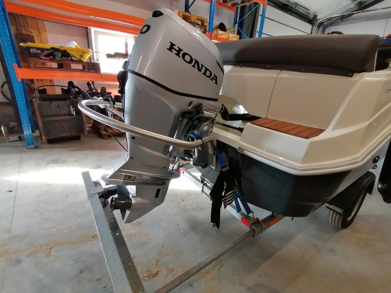 Prins 475 open consoleboot met trailer