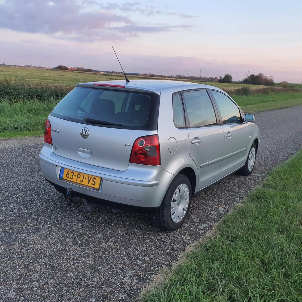 Volkswagen Polo 1.4-16V Athene Automaat