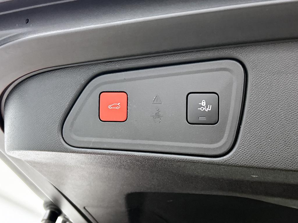 Peugeot 3008 hybrid4 300pk automaat première pack avantage | panoramadak | 