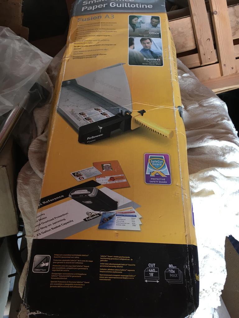 Fotosnijder A-3 formaat.