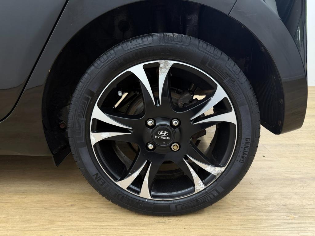 Hyundai I 10 occasion 1.0i i-motion comfort plus | zwart | tweedehands hyun