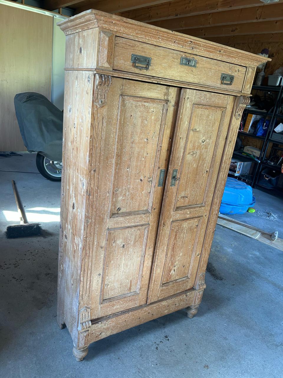 Te koop antieke kast