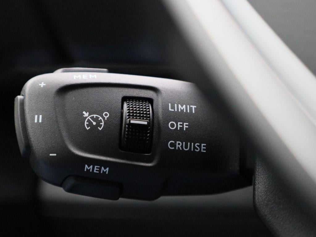 Peugeot 3008 1.6 hybrid 225 allure | automaat | half-leder | navigatie | vi