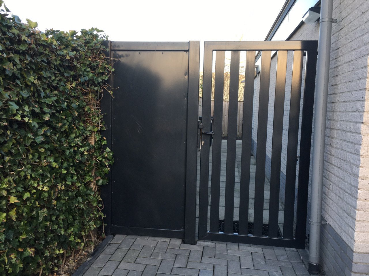 Voor al uw Tuinpoorten en Tuindeuren.