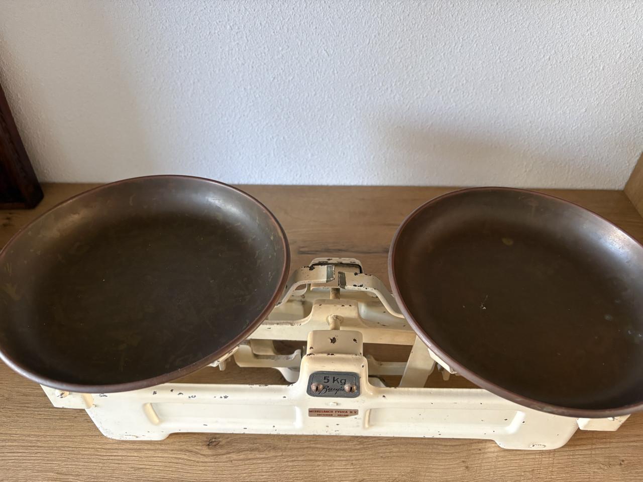 Brocante weegschaal Baufa