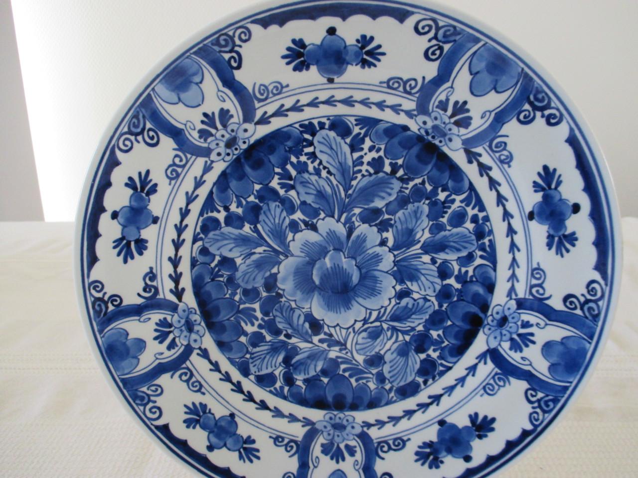 Zeer Mooi Vol Geschilderd Delftsblauw Bord ( De Porceleyne Fles )