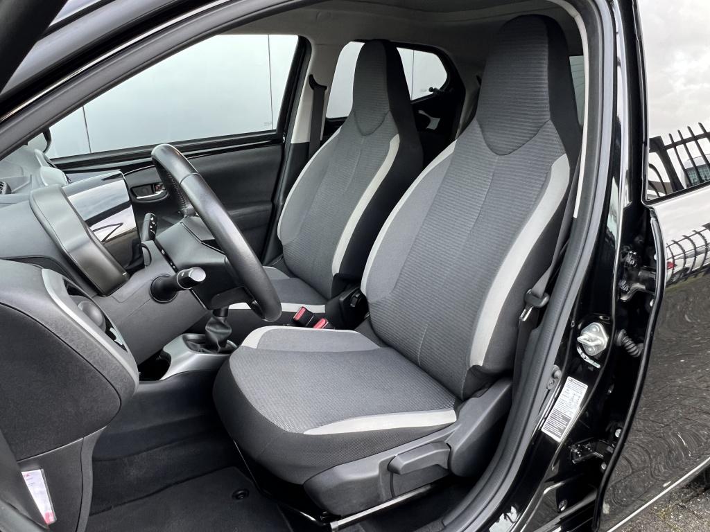 Toyota Aygo 1.0 vvt-i x-joy cabrio | nl auto | dealeronderhouden