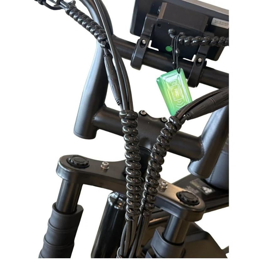 NU BIJ SCOOTERPROMO DE NIEUWE OUXI V8 GLOSSY BLACK EN NFC KAART NU 1095,=