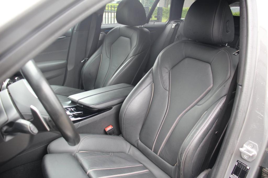BMW 5 Serie touring 530e m-sport - 292 pk - berninagrau - trekhaak - applec