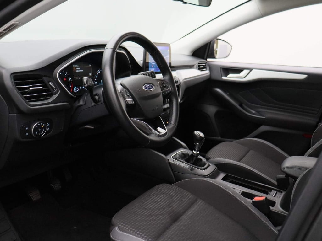 Ford Focus wagon 1.0 ecoboost hybrid trend edition business | navigatie | a