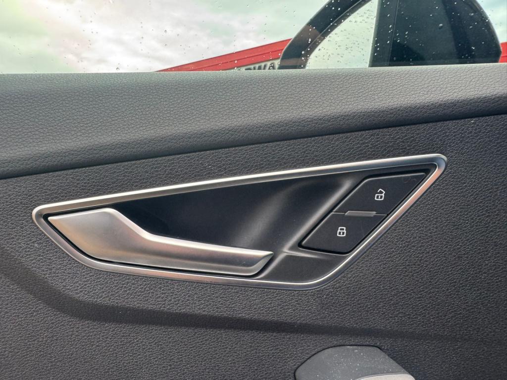 Audi Q2 35 tfsi s edition