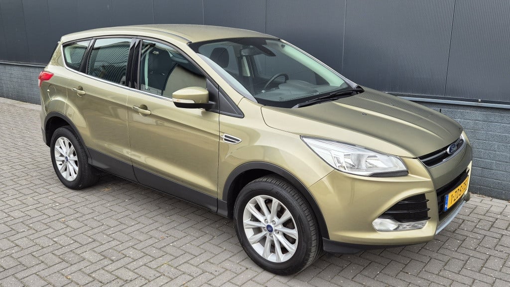 Ford Kuga 1.5 titanium 4wd | airco | cruise | automaat | 1e eig | nap |