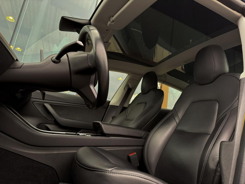 Tesla Model 3 long range awd 75 kwh | stoelverwarming v+a | pano | nomad te