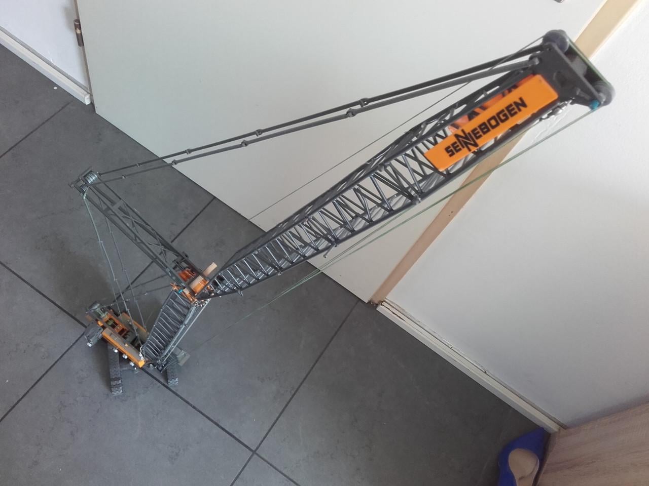 Sennebogen rupskraan conrad. 1:50