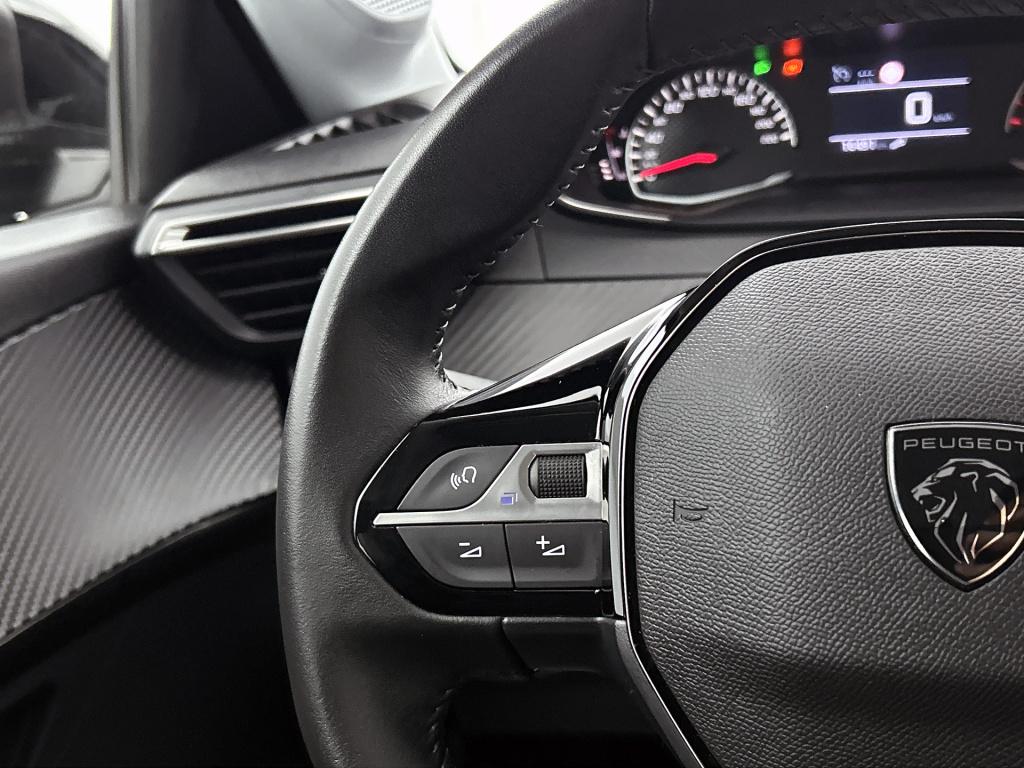 Peugeot 208 100 pk style | rijklaar | navigatie | parkeerhulp | apple carpl