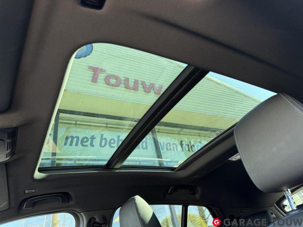 BMW X2 sdrive20i high executive m-sport *pano, hud*