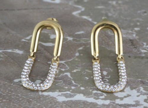 Goudkleurige oorbellen met steentjes