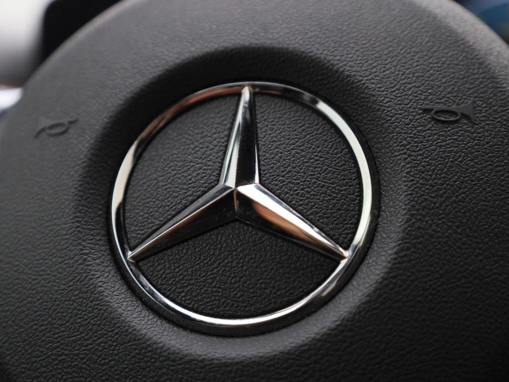 Mercedes-Benz A-Klasse 250 premium | automaat | panorama dak | virtual cock