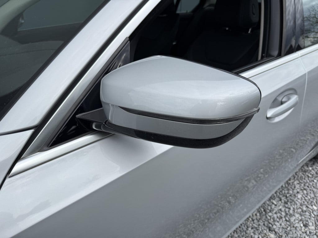 BMW 3-serie 320i automaat high executive sedan
