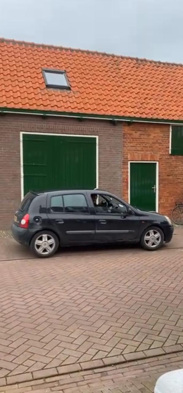 Renault Clio – APK juli '26 – rijdt niet – voor onderdelen / hobby